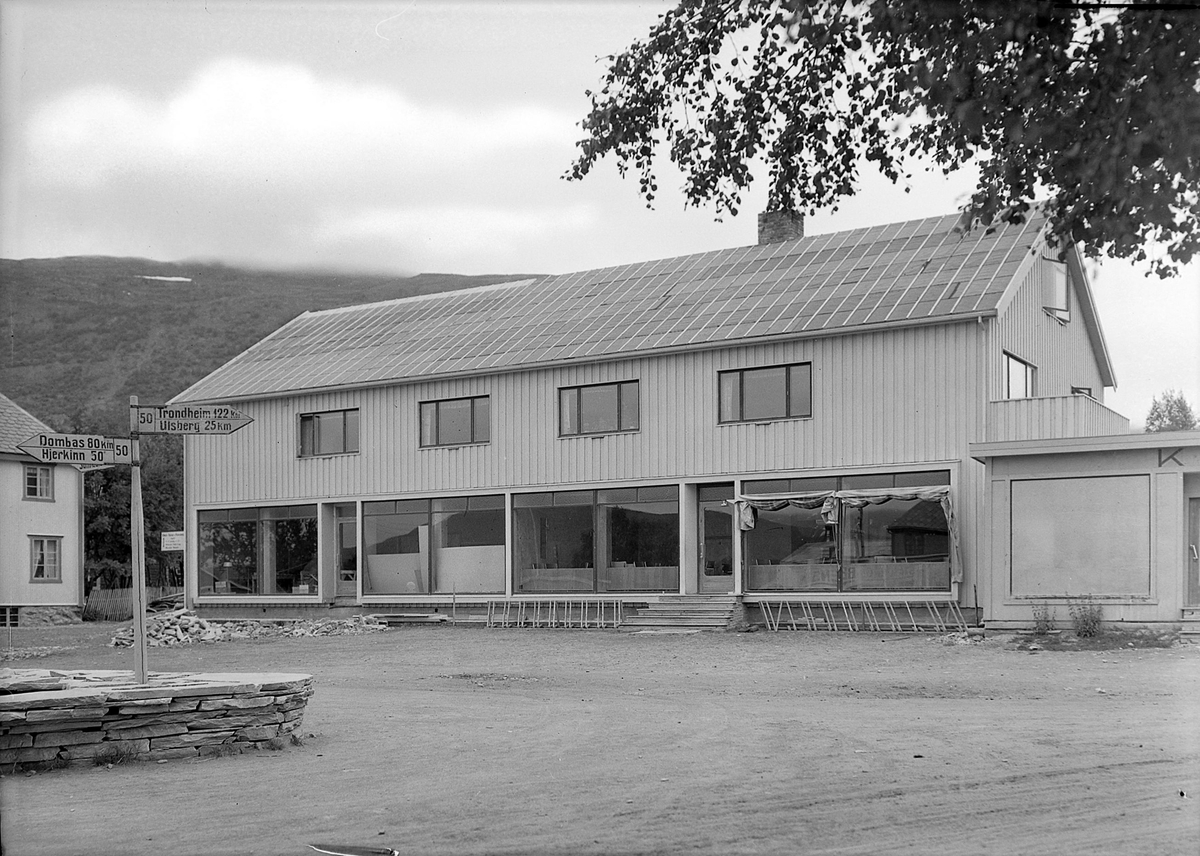 Einar Grøseths kafé i Oppdal