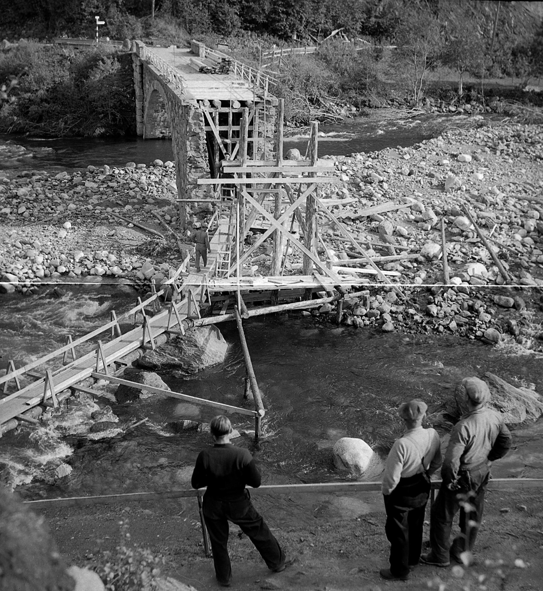 Flomskader på strekningen Støren - Singsås i 1940