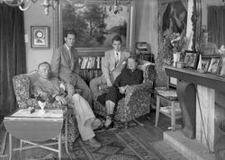 Wilhelm Moe med familie, Vestråt