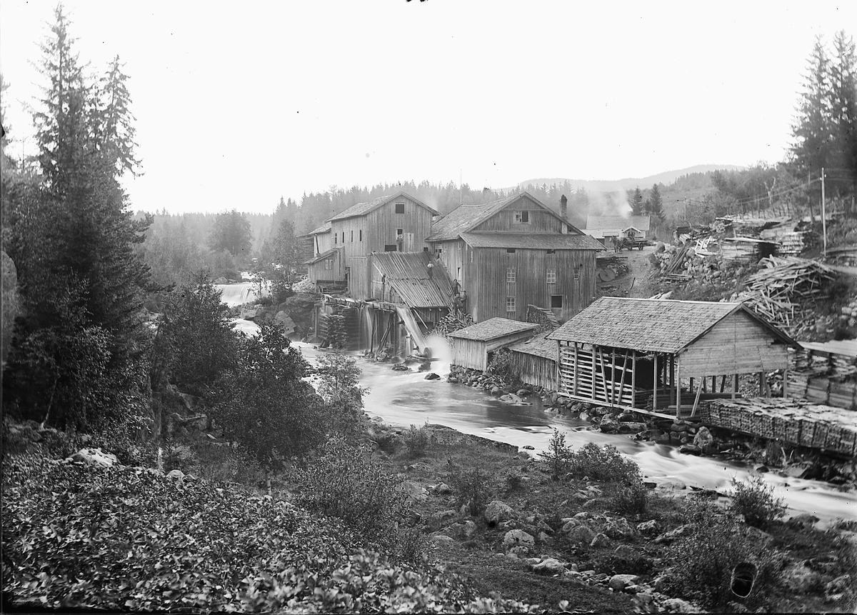 Ringsaker, Næroset, Kvislafossen, Kvisla Bruk, mølle, sagbruk