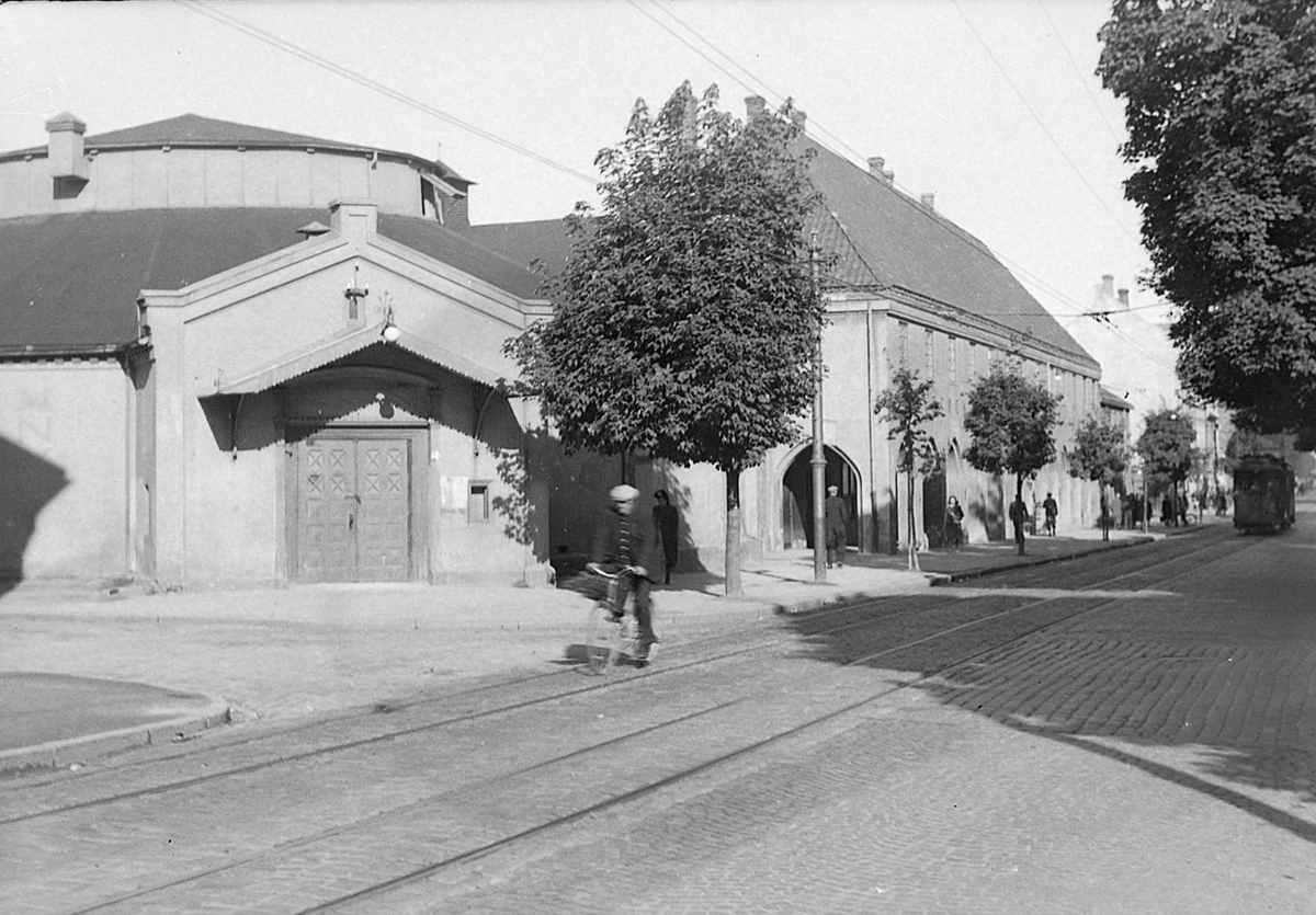 Cirkus ved kinoene i Prinsens gate