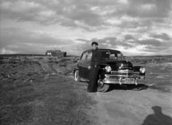 Oskar Fjeldberg , drosje, D-4766, av merket Plymouth 1946 mo