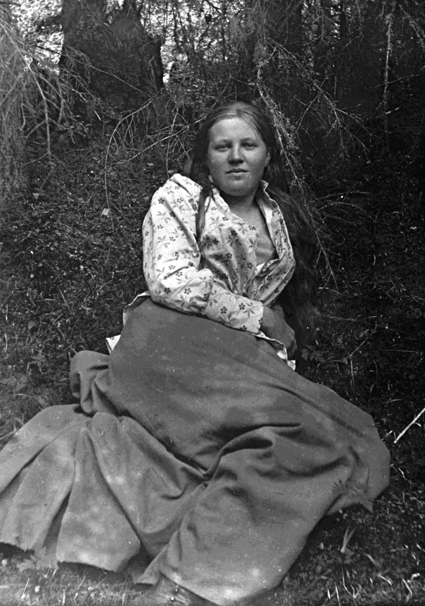 Ringsaker, Veldre, Østre Løken, Wilhemine Løken, Mimi Løken (f. Ring)