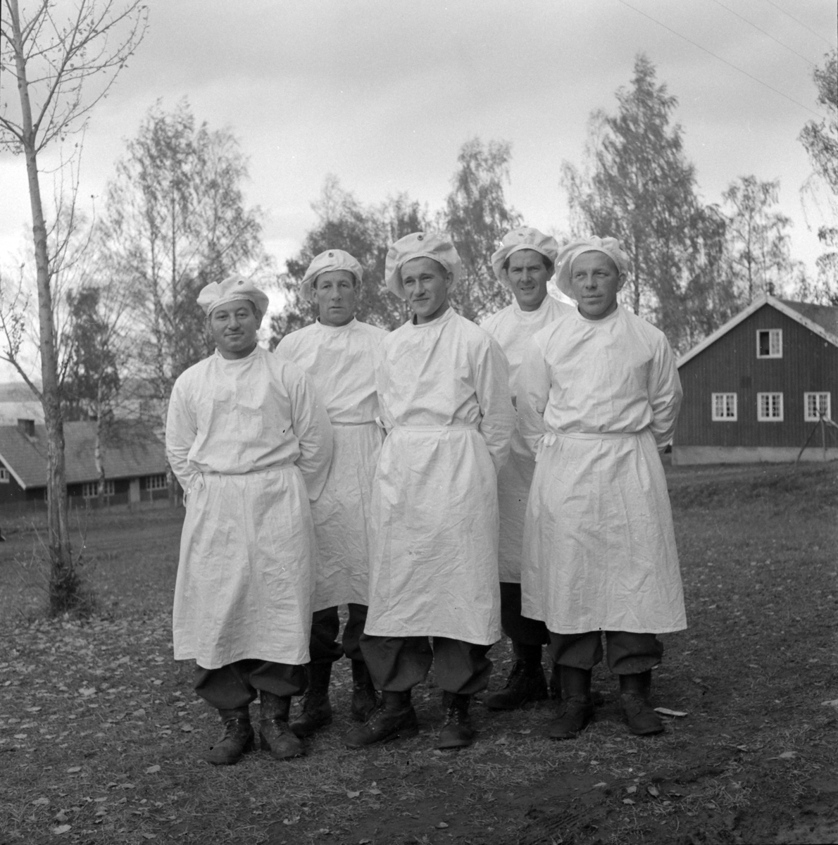 Østre Toten, Starum leir, militær øvelse for veterinærfenrikker, Hærens veterinærtjeneste, befal, Dk. Vestlandet, Trøndelagkompaniet, kokkekurs, riding, gruppebilder