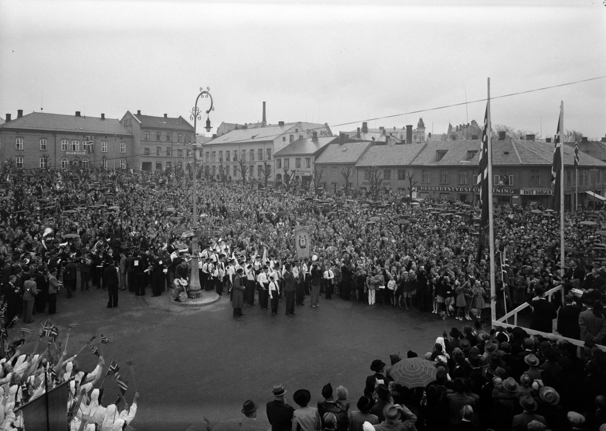 Hamar, Stortorget, 17. mai 1949, Hamar by 100 år, byjubileum 1949,