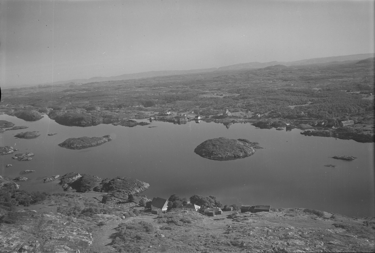 Dolm kirke og prestegård