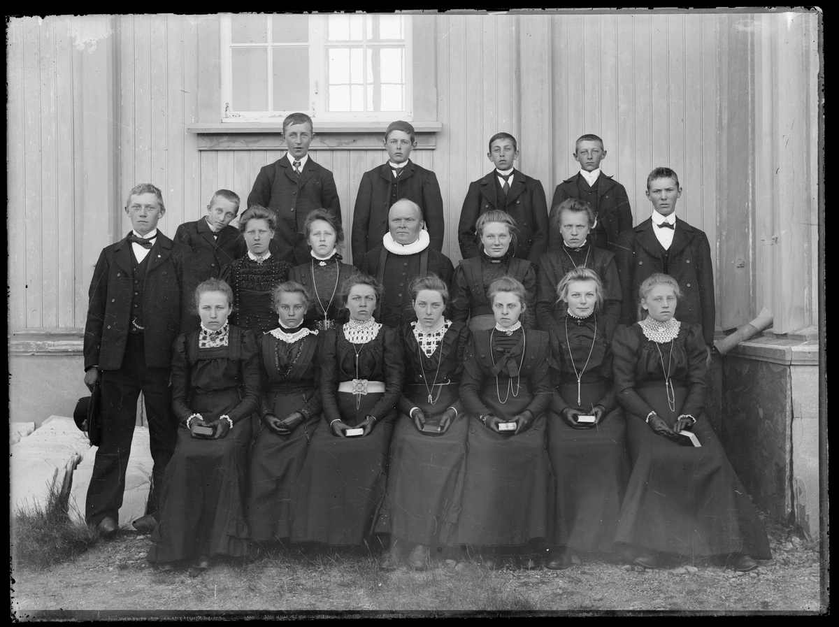 Konfirmanter i Brekken kirke