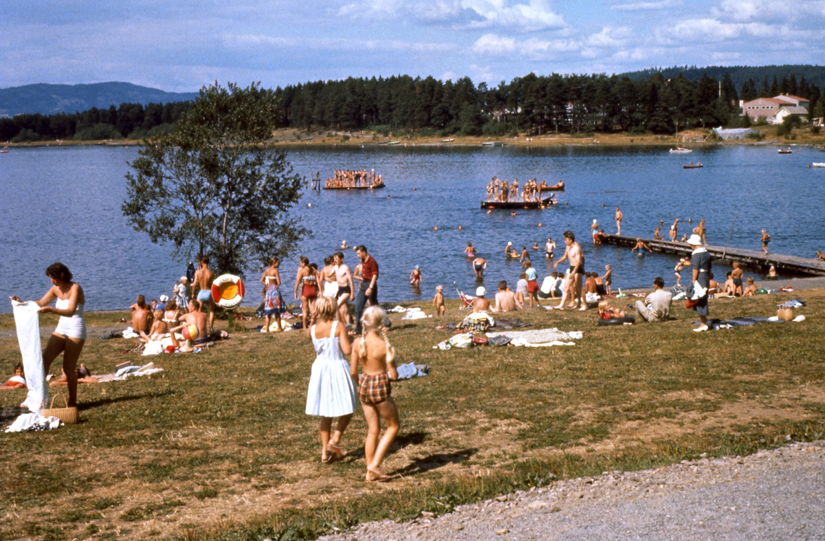 Hamar, Domkirkeodden, bading i Rosenlundvika,