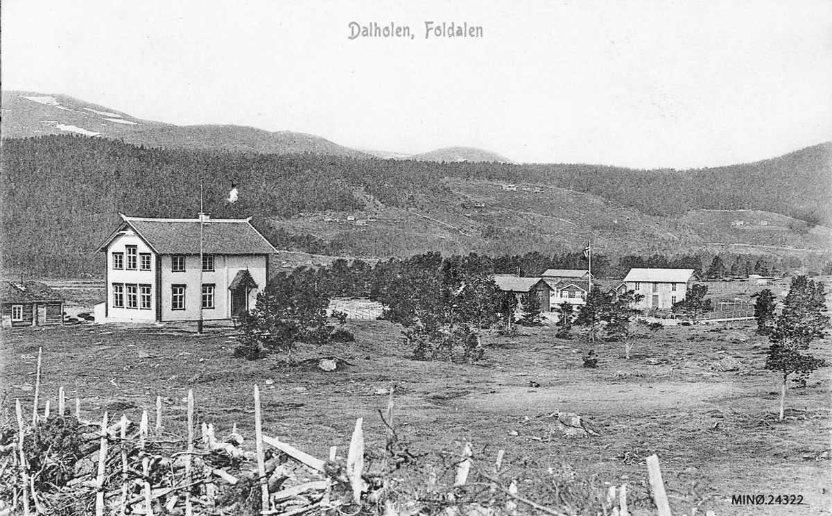 "Dalholen, Foldalen"