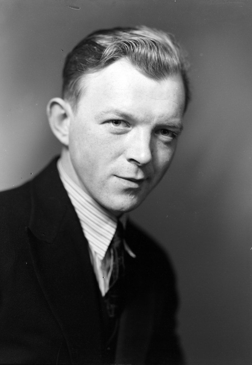Monclair, Fredrik Stockfleth von Krogh (1906 - 1988)