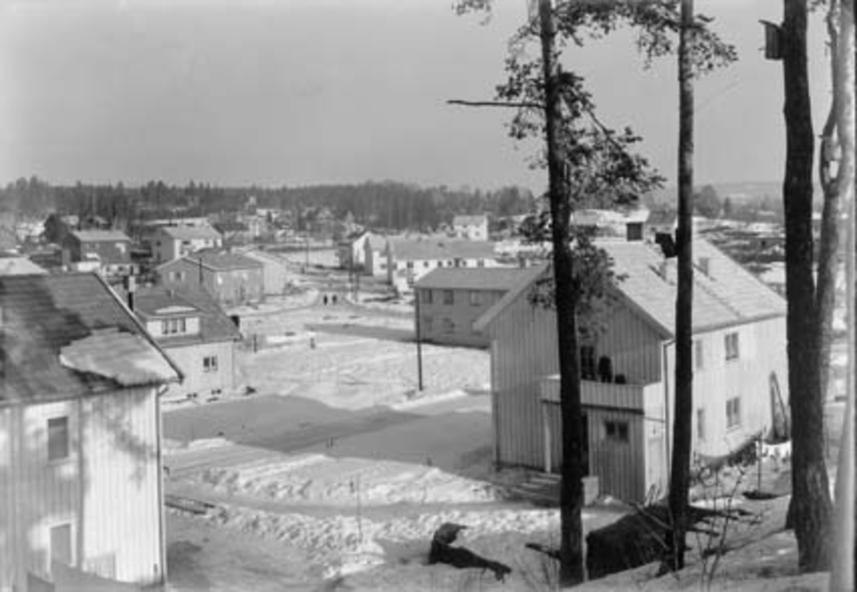 Hamar, Rollsløkka, boligbygging i 1953, Hertzbergs gate, Skjønsbergvegen, hus- boliger tegnet av arkitekt Rolf Prag,