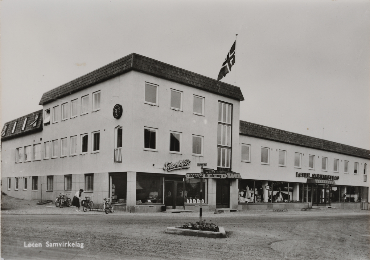 Løten Samvirkelag, Løten. 