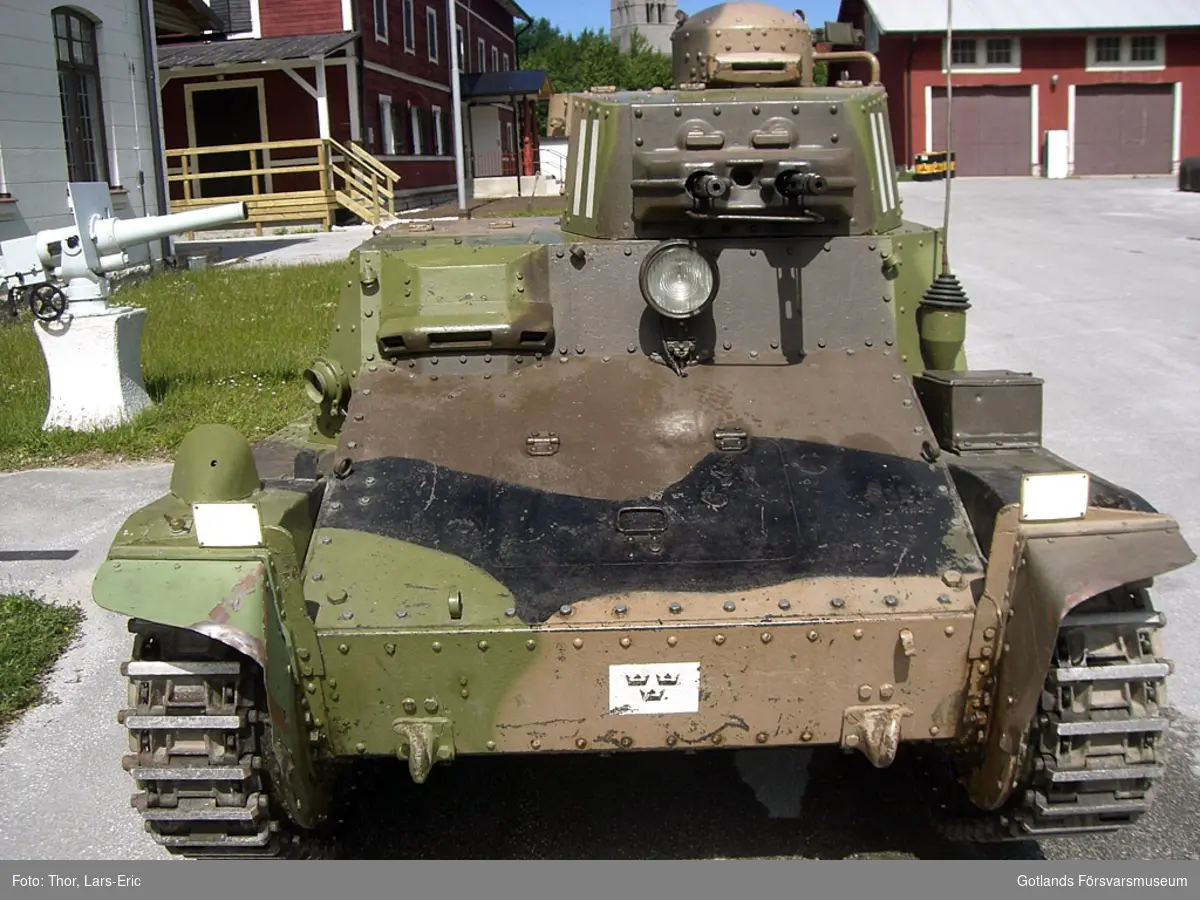 Stridsvagn m/37