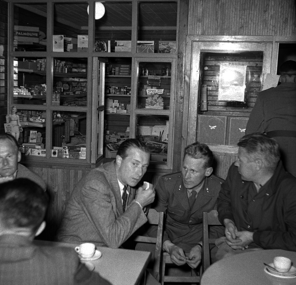 Fallskärmsjägarskolan i Karlsborg 1954.Träff.