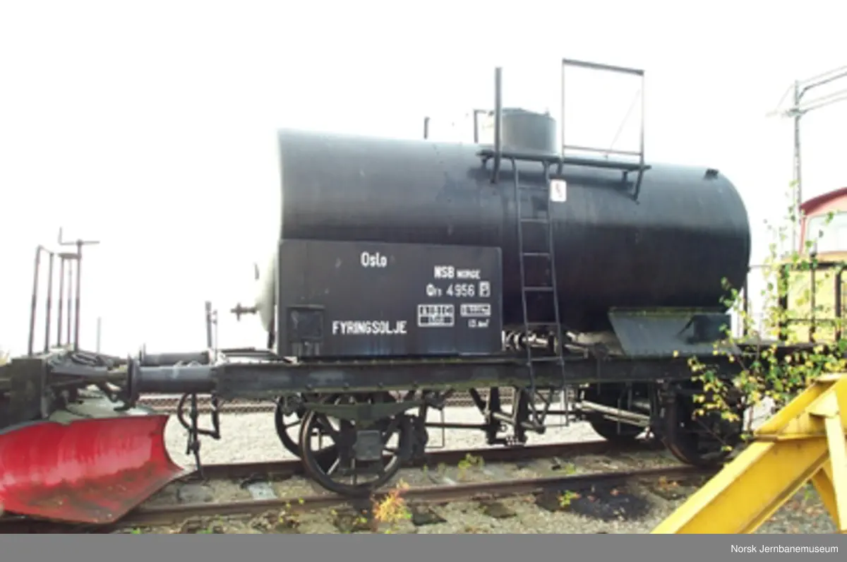 Tankvogn -Norsk Jernbanemuseum / DigitaltMuseum