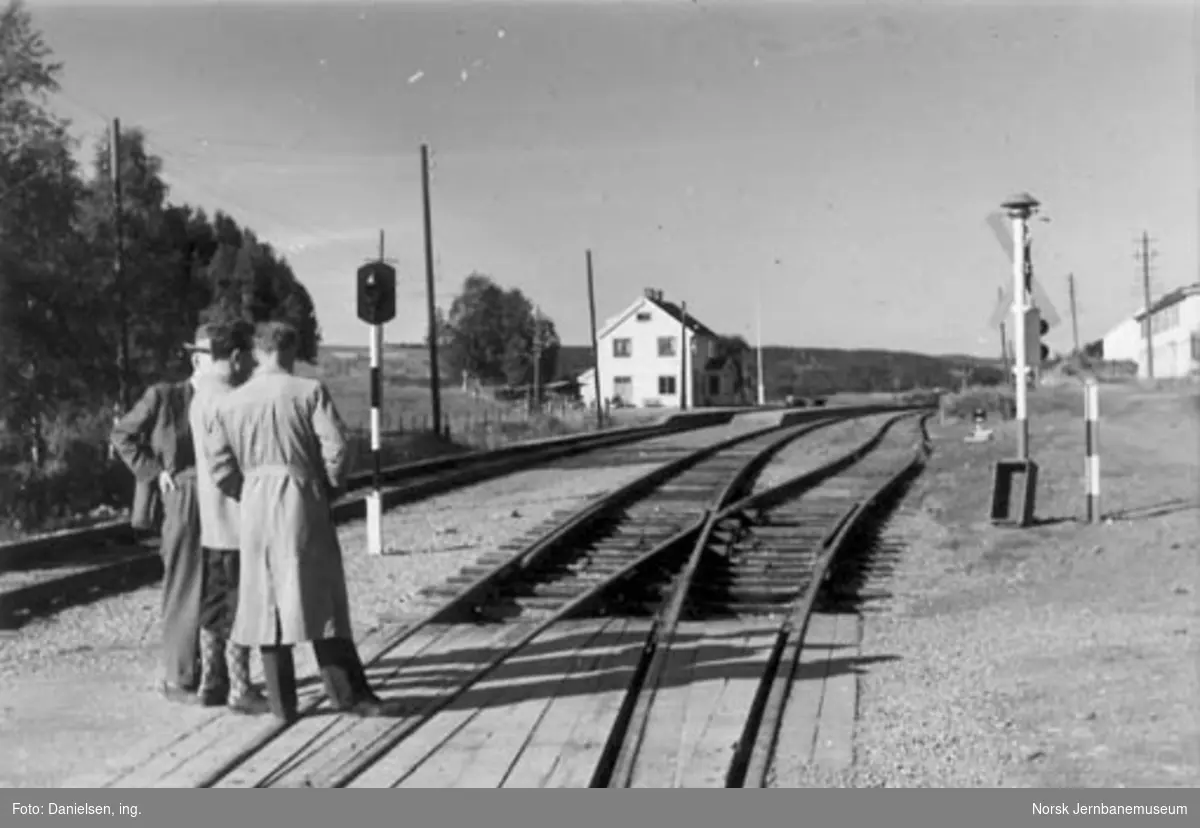 Planovergang på Kvål stasjon