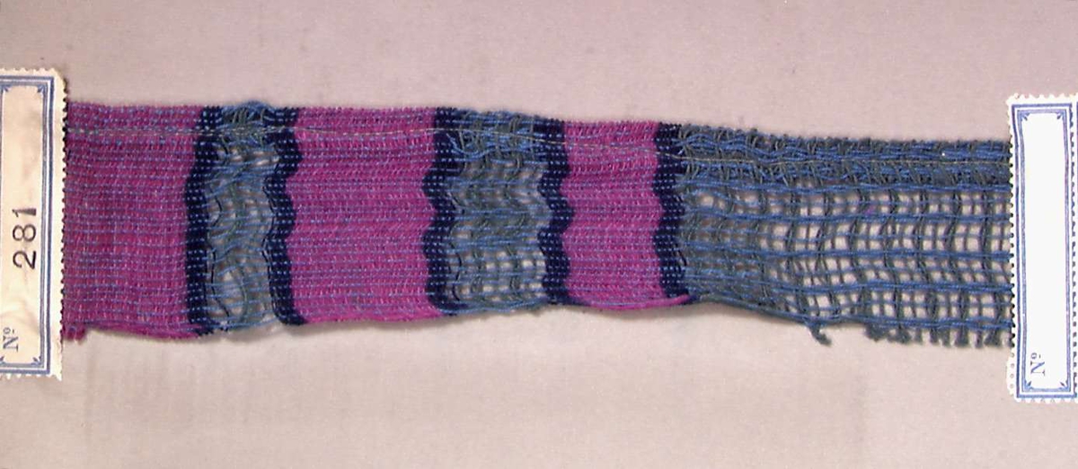 Bok med prøver på gardinstoff