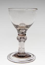 Blåst glass på Norsk Folkemuseum