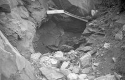 Dunderlandsbanens ombygging : bekketunnel i Trolldalen