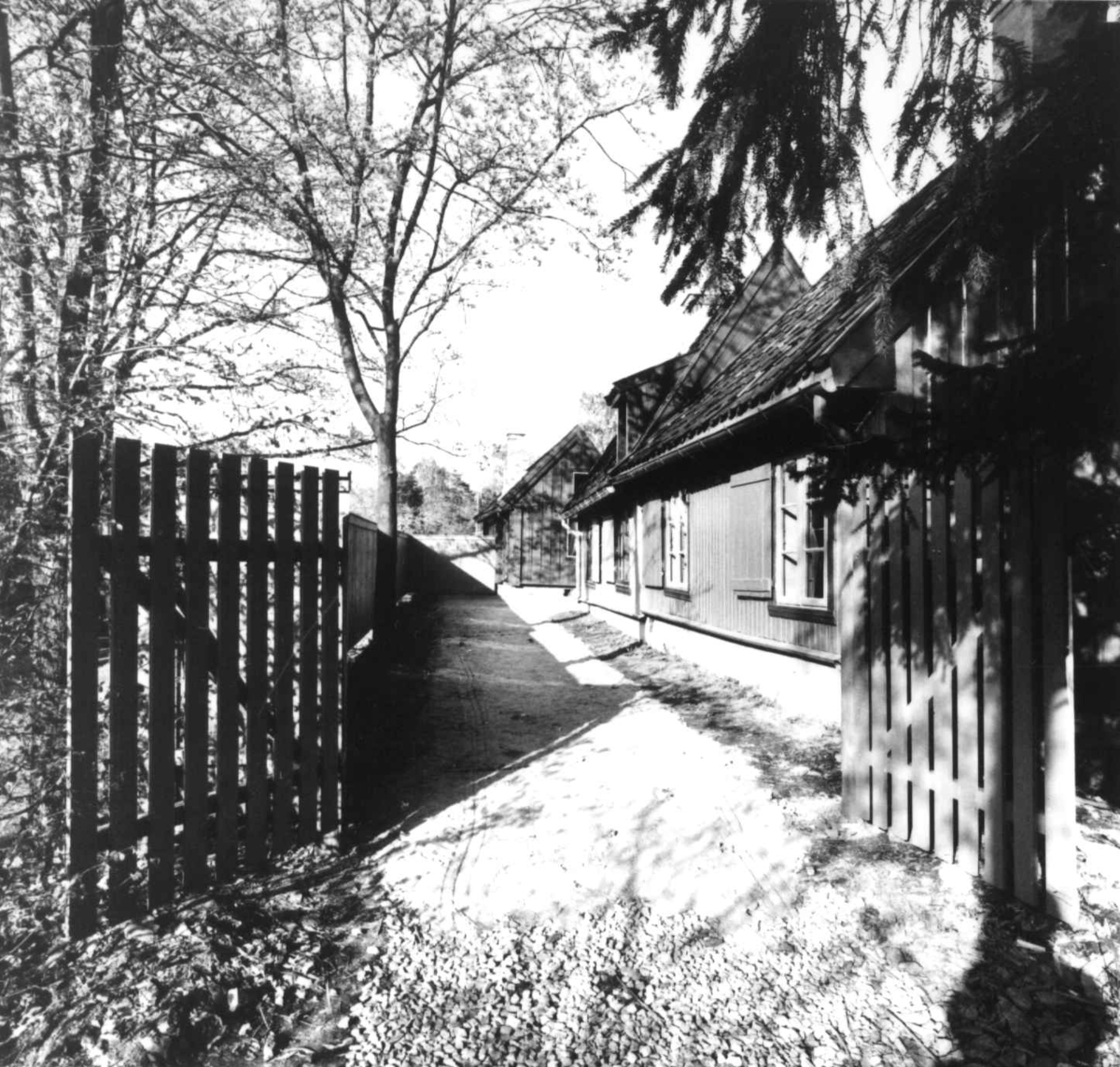 Enerhaugen under oppførelse på Norsk folkemuseum, 1968 - 69.