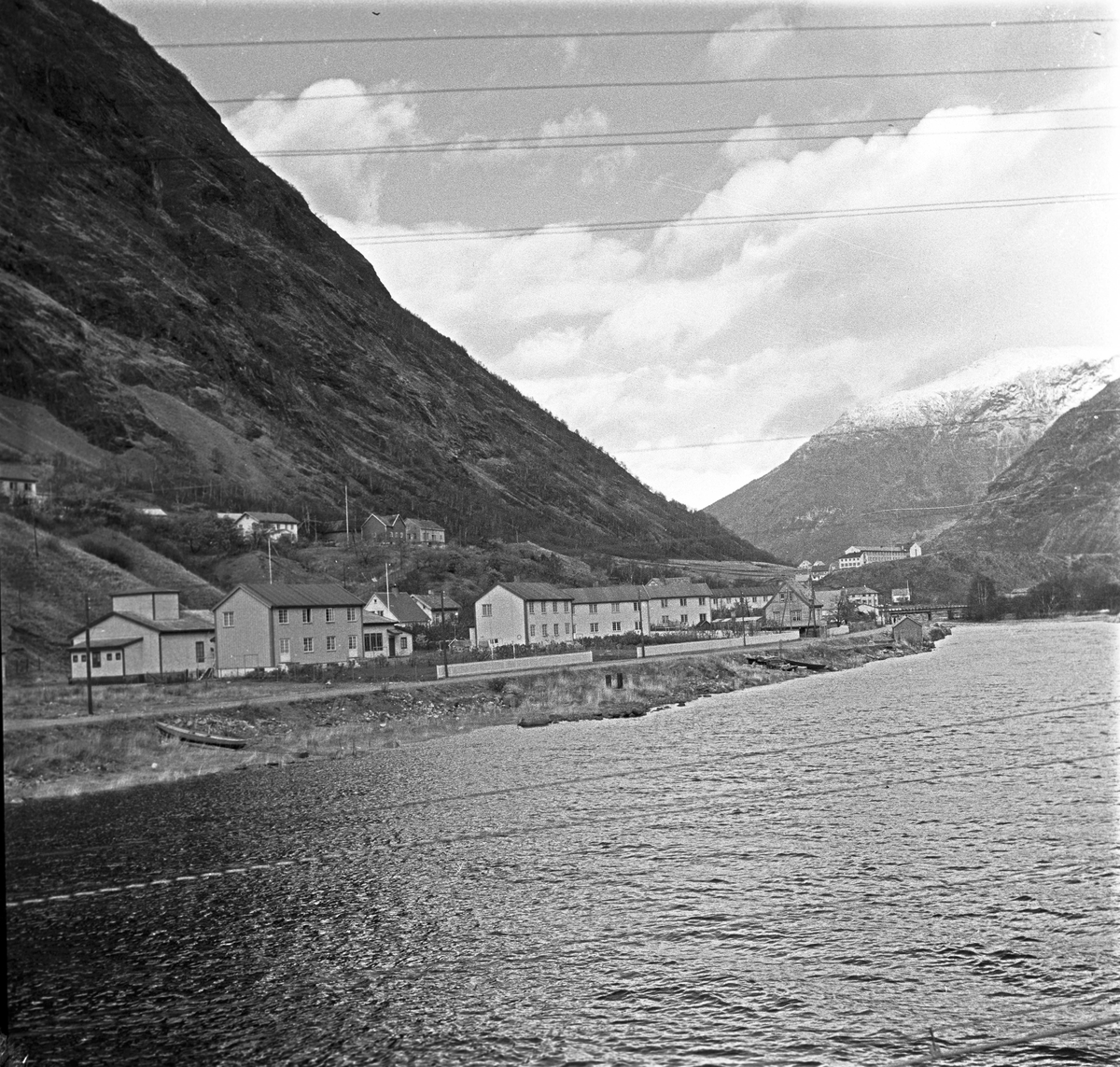 Serie. Fra Årdal verk, Sogn og Fjordane.
