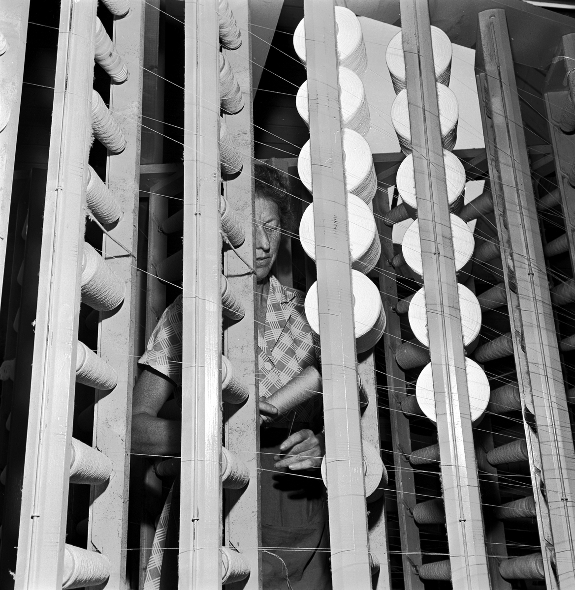 Serie. Fra Solberg Spinneri i Drammen. Fotografert august 1963.