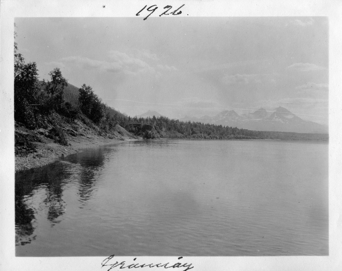 Kystlandskap. Fra bildeserie tatt på reise langs kysten av Norge i 1926.