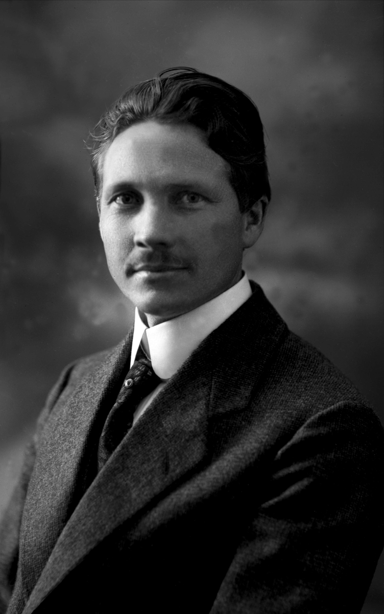 NFB.11916