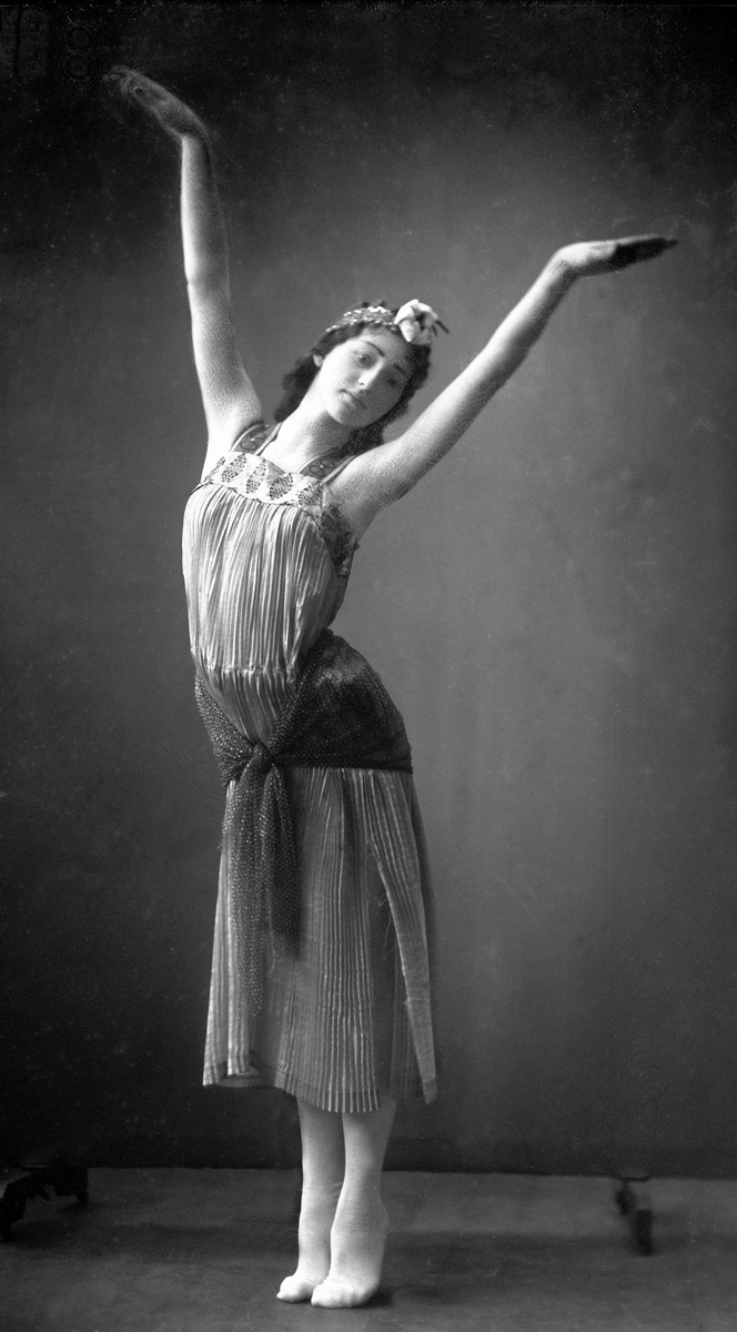 Portrett, ballettdanser, Marie Warhus.