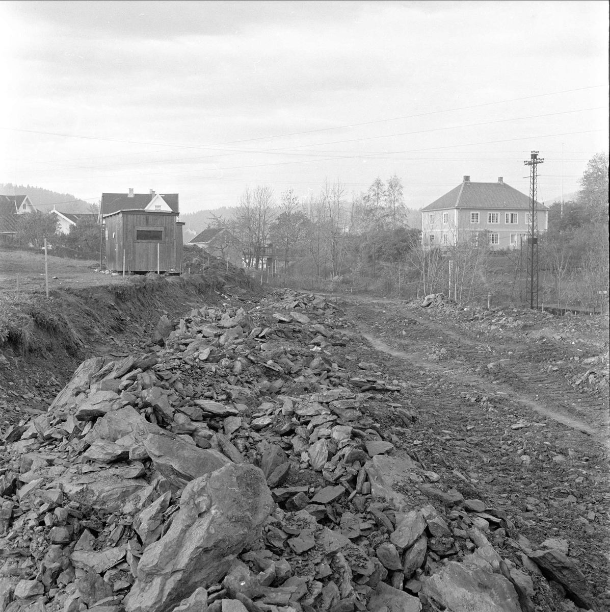 Drammensveien, Asker, Akershus, oktober 1958. Mellom Hvalstad og Asker. Veibygging.