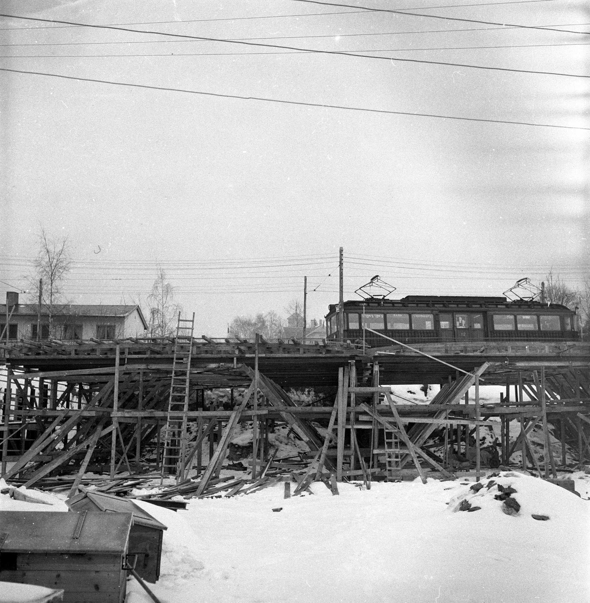 Store Ringvei, Oslo, 25.03.1956. Trikk og veibygging.