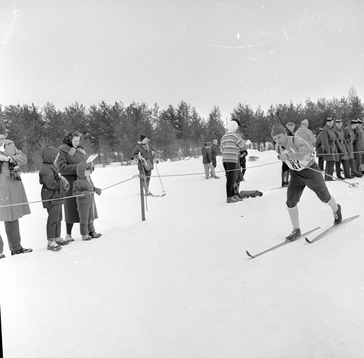 Elverum, 19.02.1962, NM i skiskyting, konkurransen er i gang.