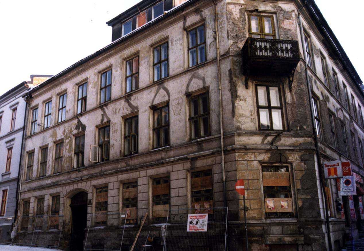 Leiegård fra Wessels gate 15, Meyerløkka, Oslo