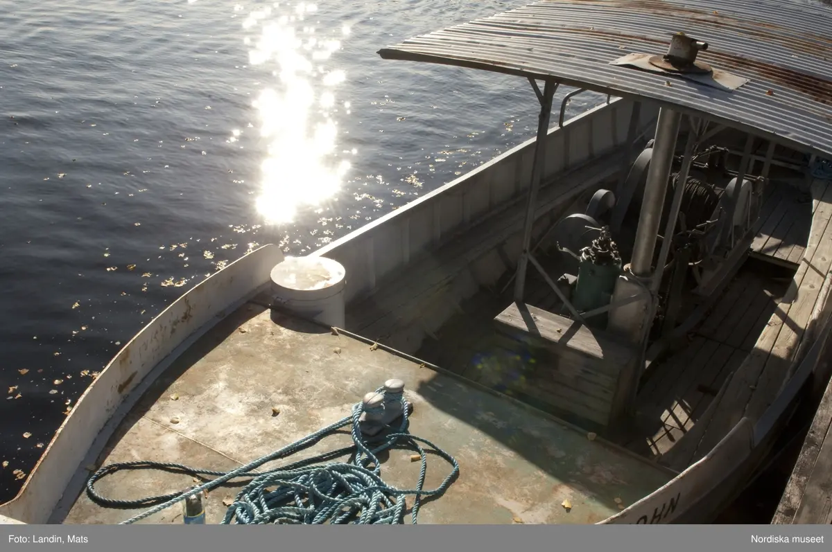 Dalälvarnas flottningsmuseum i Gysinge. Översiktsbilder samt föremål utställda utomhus.