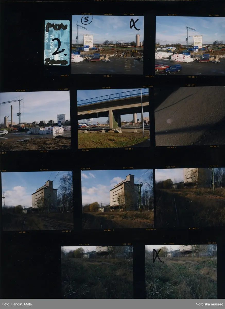 Hallsberg,  industrispår, industri, år 1999-2000. Järnväg, Lagerhus silo ritad av Gunnar Asplund.
