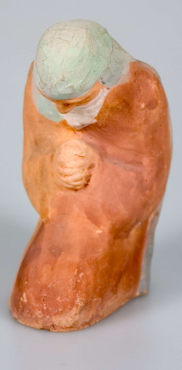Tjugo lergodsfigurer till julkrubba. De flesta figurerna är märkta B-4252.
I gruppen ingår Maria med Jesusbarnet, Josef, tre vise män, herdar, människor med gåvor, änglar, får, en elefant och en kamel. Elefanten är till skillnad från de andra figurerna obränd. De flesta figurerna är målade. Maria med Jesusbarnet är målad i blått, rosa-lila och guld. De tre vise männen är målade i bland annat guld, grönt, blått och gult. Övriga figurer har en mer sober färgskala.
Figurerna har varierande mått. Den längste av de tre vise männen är 20,5 cm hög. De små änglarna är bara 8,5 cm höga.
