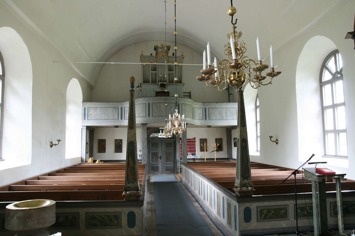 Interiör i Åkerby kyrka, Åkerby socken, Uppland 2007  