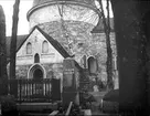 Gravmonument vid Solna kyrka, Uppland maj 1923