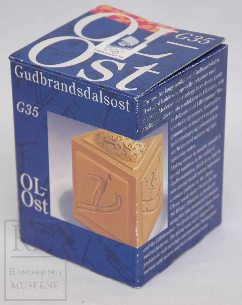 a) Papirflagg for fakkelstafetten
b) OL-papirpose
c)Emballasje til OL-brunost
