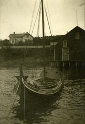 Båter, skip og fartøy