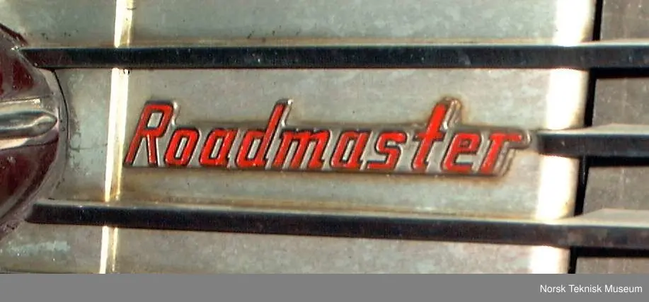Serie 80. 8 sylindret rekkemotor. Four Door Sport Phaeton Karosseri. (642 bygget). 
Volum: 5,2 liter  Ytelse: 106 hk
Toppfart: 140 km/t
