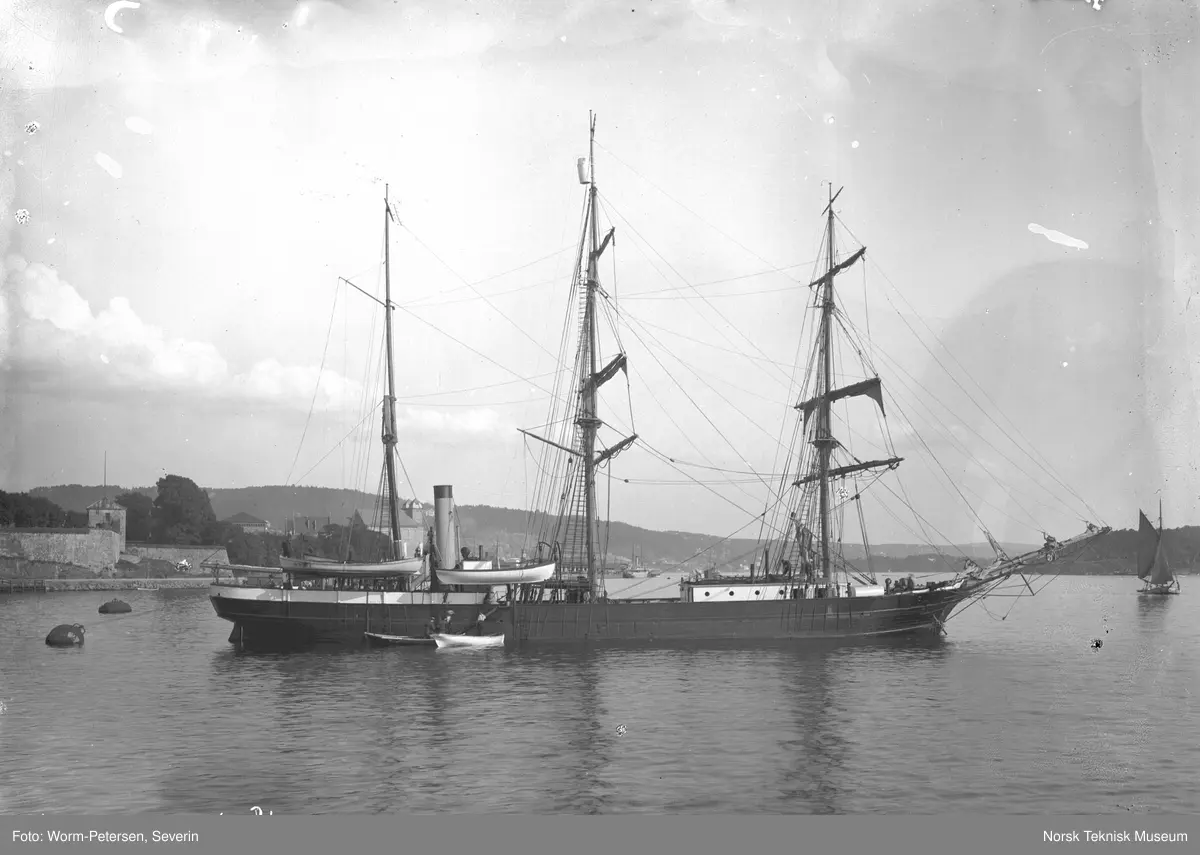 Skip, trolig Oslo havn