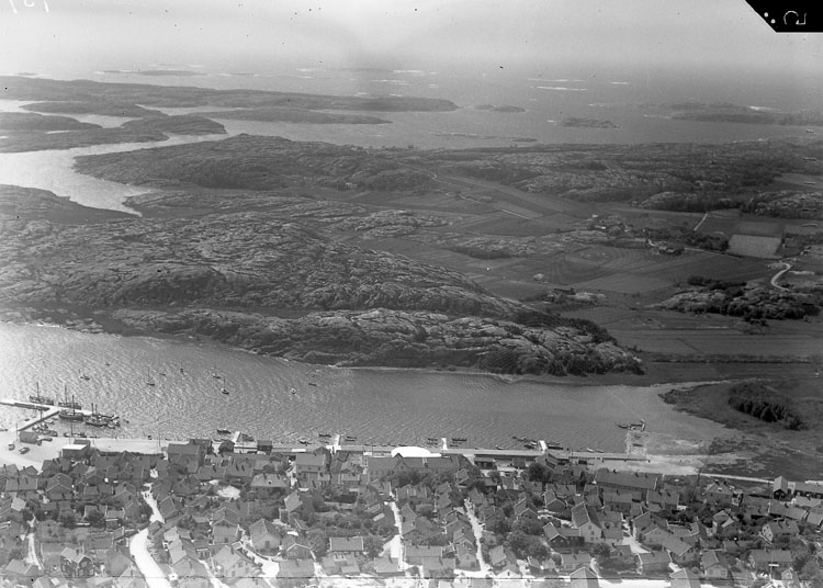 Enligt AB Flygtrafik Bengtsfors: "Grebbestad Bohuslän".