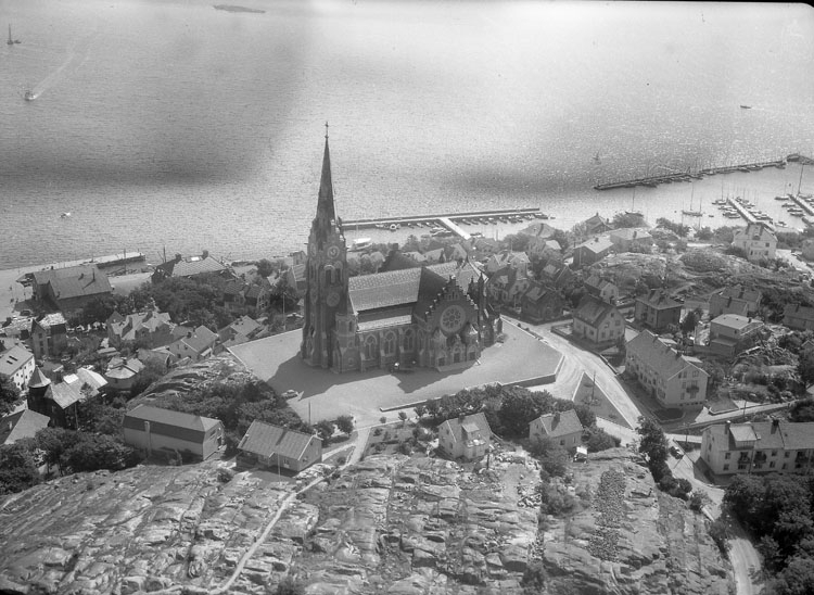 Enligt AB Flygtrafik Bengtsfors: "Lysekil Bohuslän".











