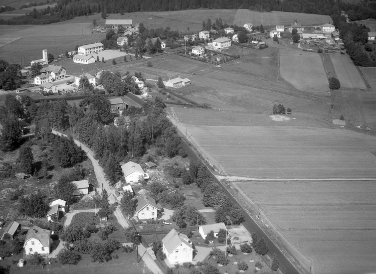 Enligt AB Flygtrafik Bengtsfors: "Krokstad Bohuslän".











