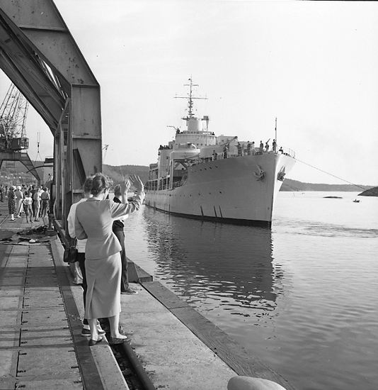 Enligt notering: "Älvsnabben anländer U-a Juli 57".