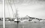 Marstrand fr. kanalen vid GKSS 100 år.