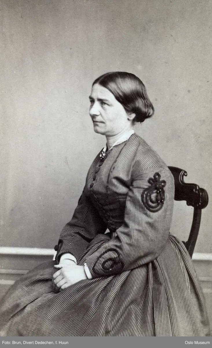 Hansteen, Aasta (1824 - 1908)