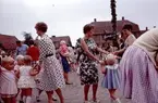 Midsommarfirande på Åhus torg