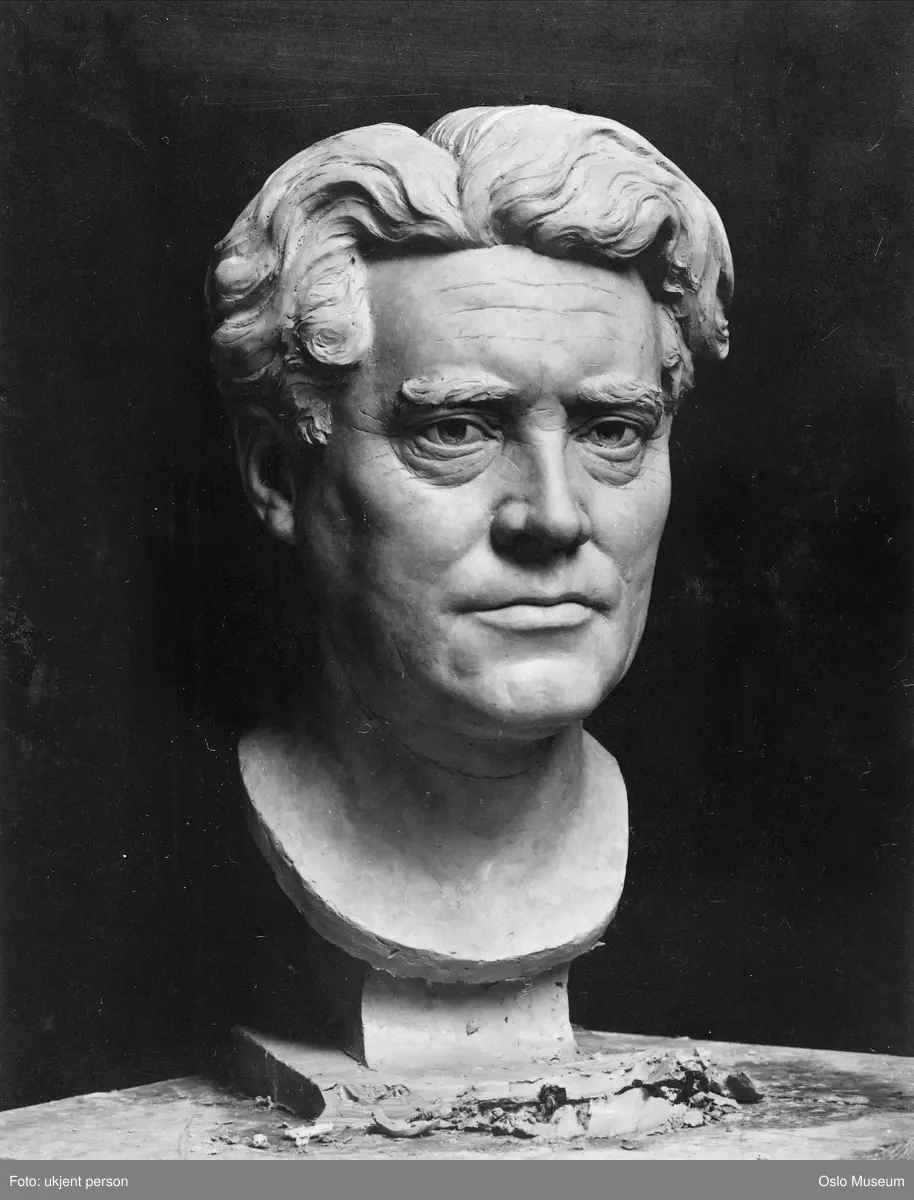 portrettbyste, mann, skuespiller, teatersjef